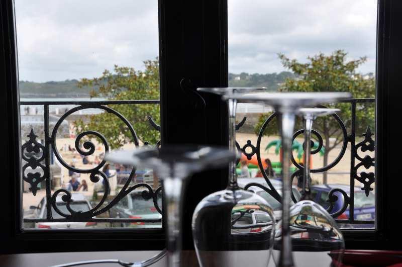 Hotel Du Port 로키레크 외부 사진